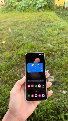 Samsung z flip 4 8/256