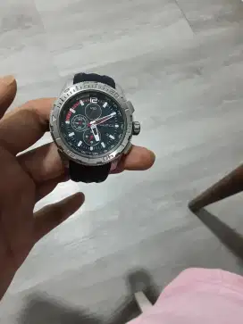 Jam tangan nautica asli