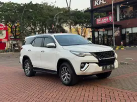 Toyota Fortuner 2.4 VRZ 4X2 AT Diesel Solar