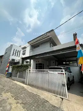 Rumah Strategis Dekat Tol Dan Kampus Di Jl Pendowo Limo Depok