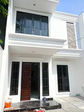RUMAH BARU MODERN CLASSIC HARGA KOMPETITIF DI CLUSTER SAWANGAN