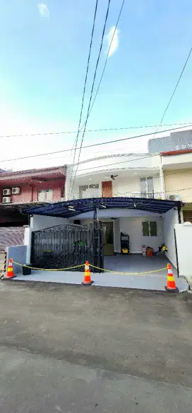 Rumah muara karang blok 7 selatan