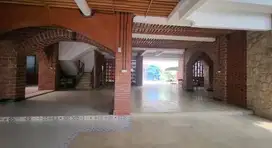 Gedung Raya Kemang Bisa Cafe Sekolah Usaha