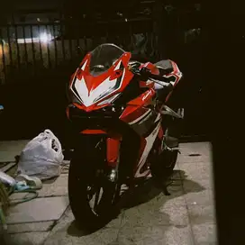CBR 250RR non abs