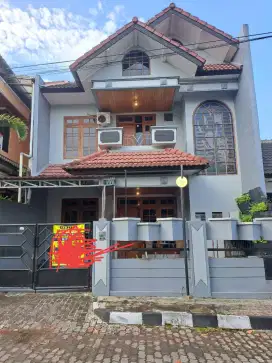 Dijual Rumah SHM  Full Furnish dan tanah kapling deka Kampus daan Mall