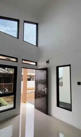 Rumah Gress Cihanjuang. Dekat pemkot