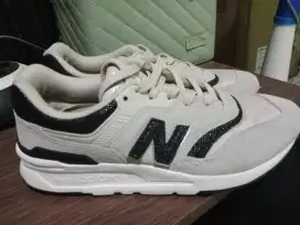 Sepatu Running NEW BALANCE Original