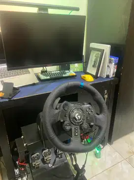 One Set Logitech G923 True Force + wheel stand PXN A10