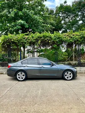 BMW 320i Sport 2015 [CASH]