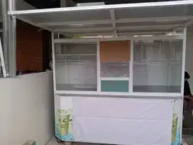 Gerobak etalase kaca