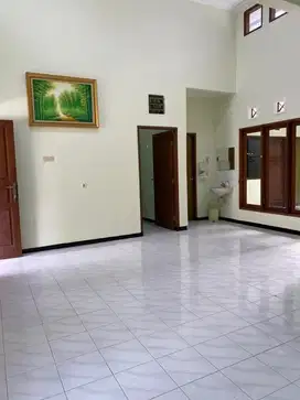 Disewakan Perumahan Araya Galaxy Bumi Permai Lebar 9 Semi Furnish