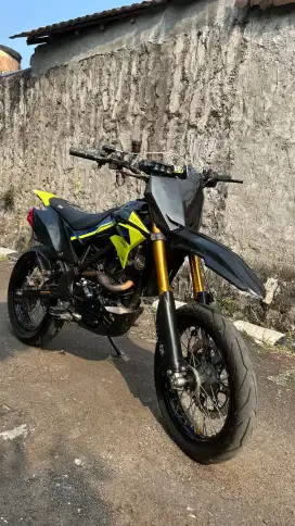 Kawasaki D-Tracker mulus