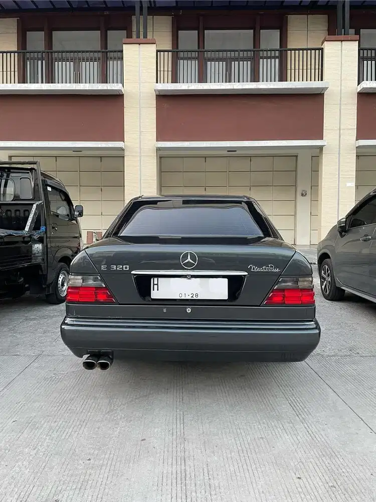 KM 78rb ASLI!! Mercedes benz E 320 MasterPiece