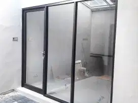 Pintu kaca sliding