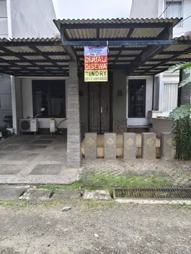 DISEWAKAN/ DIJUAL RUMAH TAMAN UBUD LIPPO KARAWACI