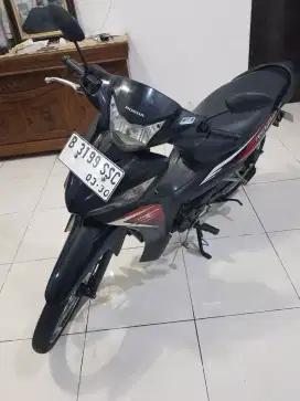 Honda Revo Fit F1 2015 B DKI ors pjk panjang