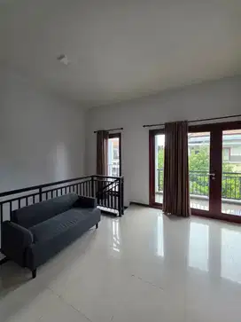 Disewakan Rumah 2 Lantai Ful Furnis Perumahan Araya Galaxy Bumi Permai