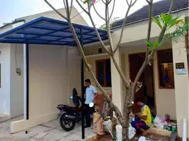 RUMAH KOMPLEK STRATEGIS DISEWAKAN TAHUNAN