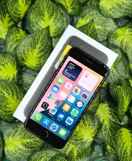 IPhone SE2 Black 64Gb iBox Indonesia Resmi Berkualitas