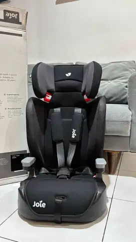 Booster Car Seat Joie Elevate BNOB
