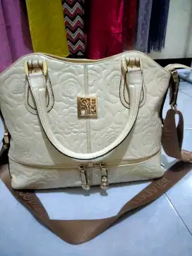 TAS BRAND CL ( CHARLES LOUVIER) ORI ADA NO SERI