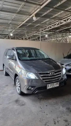 Innova G Matic Bensin 2015 Dp 5 Juta Promo