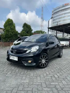 Dijual Honda Brio E cvt matic th 2017