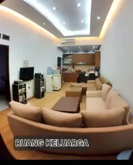 DISEWAKAN RUMAH CANTIK MODERN MINIMALIS (Tahunan)