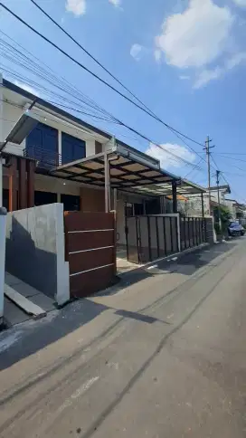 Rumah minimalis siap huni di Buah Batu dekat Lodaya Burangrang
