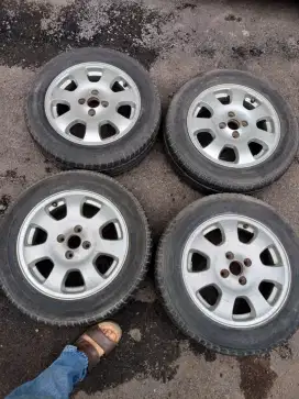 Velg original hyundai accent ring 15 pcd 4x100 ban 285/65 r15