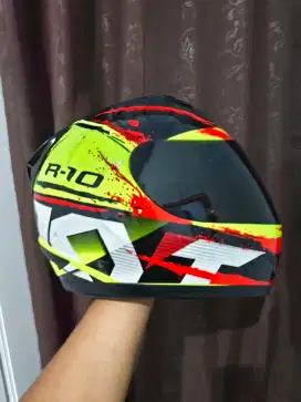 Kyt R10 size L Good Condition
