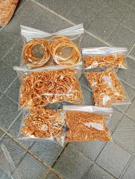 Beli emas tanpa surat