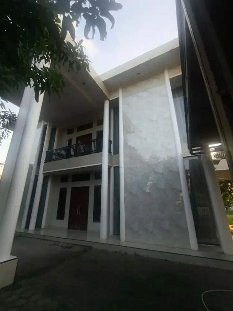 DIJUAL RUMAH SUPER STRATEGIS SIAP HUNII!