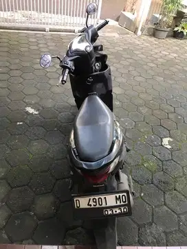 dijual motor bekas pemakaian baru 2,6 bulan