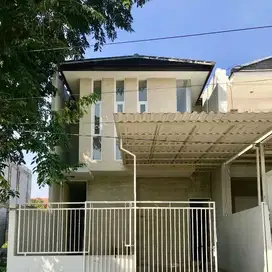 Di Jual Rumah Baru Rungkut Asri  2 lantai