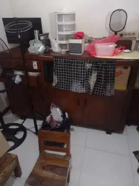 Dijual Lemari or bufet kayu jati antik