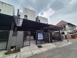 Disewakan Rumah di Darmo Harapan Indah dekat Satelit dan Margomulyo