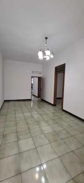 Disewakan Murah Rumah 3 kamar di Pasir Kaliki Bandung