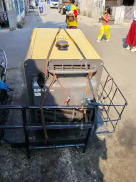 Tampung genset rusak sebanyak-banyaknya