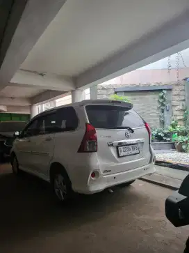 Toyota avanza velos 1.5cc metic tahun 2015 ostimewa