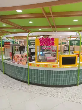 Dicari karyawan wanita jaga stand makanan di mall of indonesia