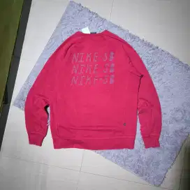 Nike SB sweater sz L. Mulus sekali. Original pastinya