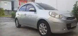 Dijual Mobil Nissan March ,Automatic 2011