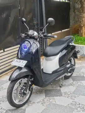 Scoopy Karbu 2011