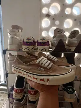VANS AUTHENTIC 44