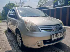 Nissan Grand livina 2012 Bensin