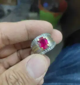 Sintetik ruby birma warna vivid