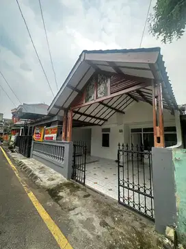 Dijual Rumah Siap Huni Di Komplek Sapta Taruna 2, Bekasi Timur