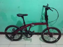 Dijual sepeda maroon lipat
