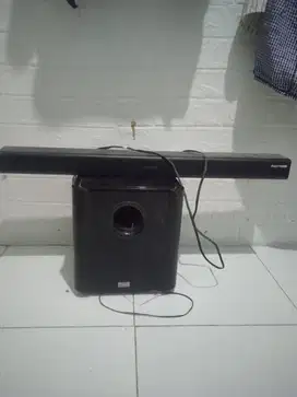 Soundbar dan subwoofer copotan tv polytron